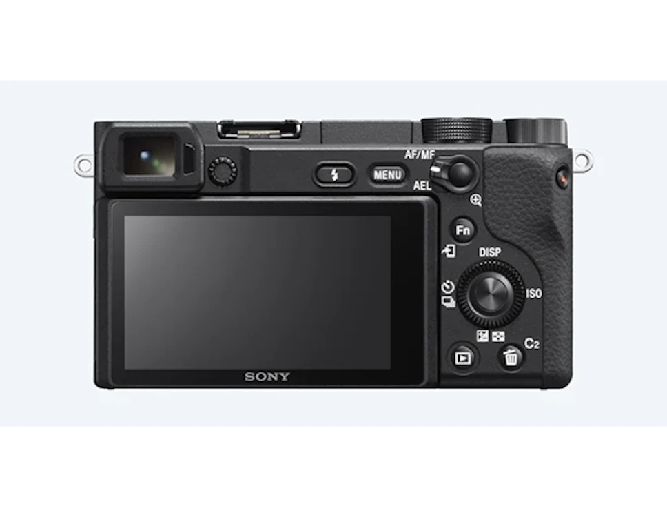 Aparat Sony α6400 + 16-50mm  f/3.5 - 5.6
